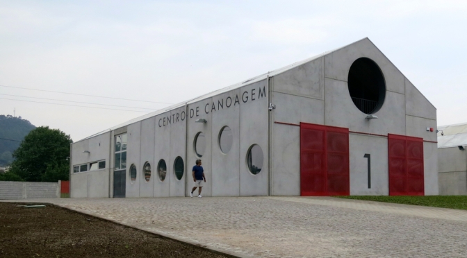 Câmara de Viana entrega a clubes gestão de centros náuticos #canoagem